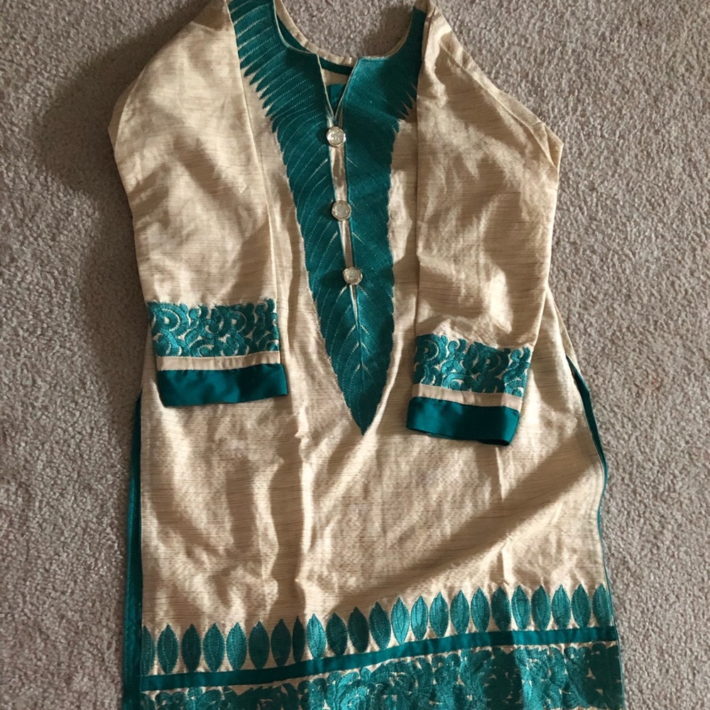 Very nice Indian salwar kamiz